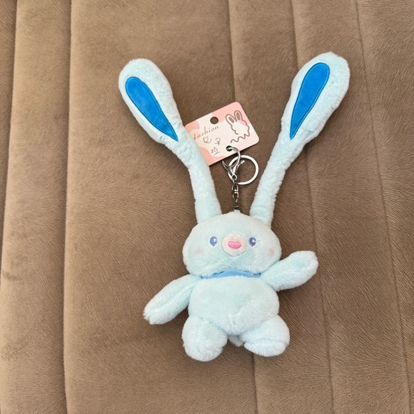 NWB Pull-out Rabbit Bag Charm - Picture 4 of 9